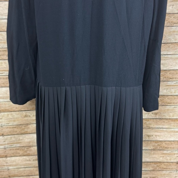 Zara Size M Black Pleaded Long Cover Up sz Med - Picture 2 of 6